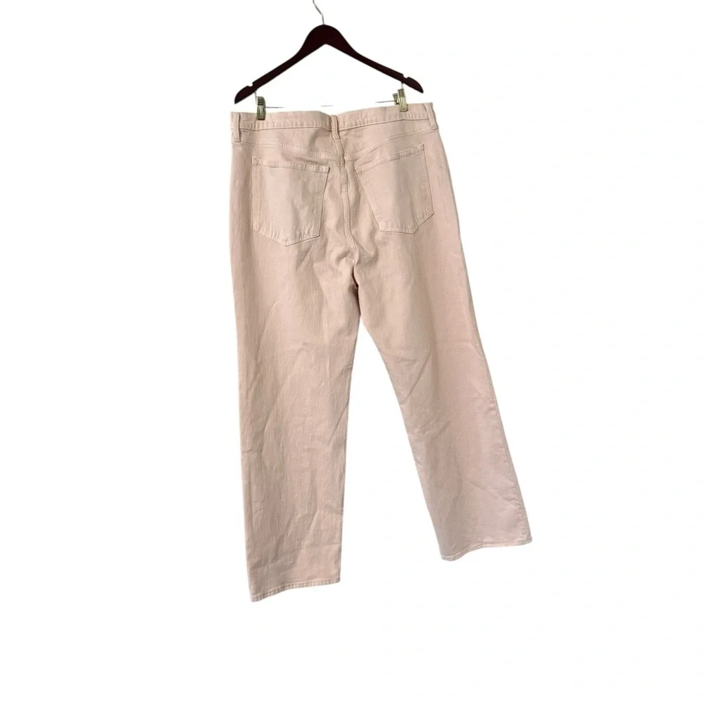 ABERCROMBIE & FITCH The 90’s Relaxed High Rise Pink Jeans